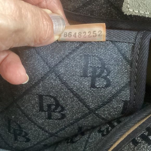 Dooney & Bourke Large black satchel monogram Tote Bag - Picture 7 of 11